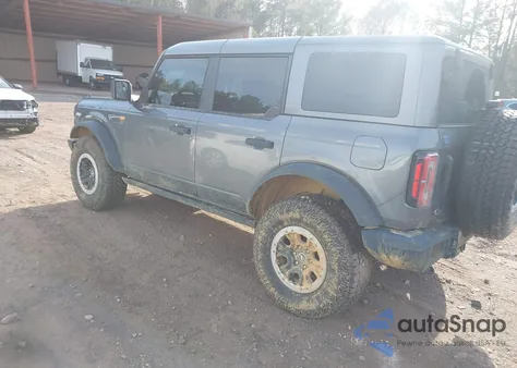 2025 Ford Bronco Badlands z USA, uszkodzony, nr VIN 1FMEE9BP5SLA97621